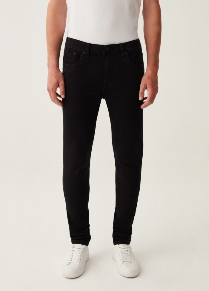 Black Slim-Fit Jeans - Image 2
