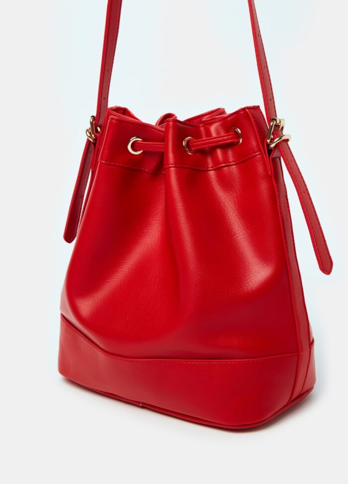 ⁦Women's Bucket Bag – Red⁩ - الصورة ⁦2⁩
