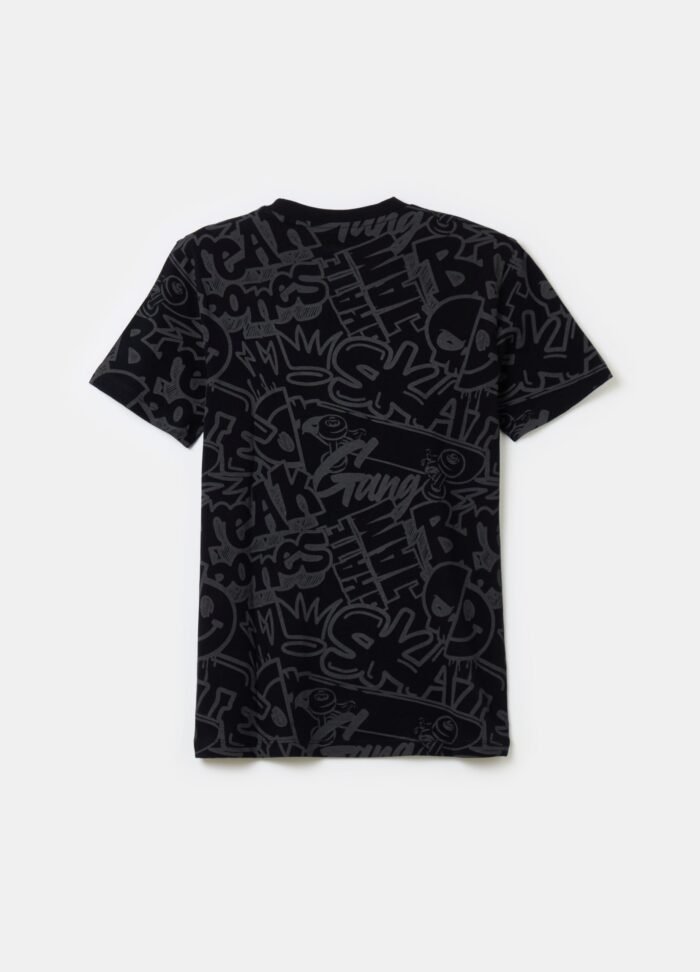 ⁦Boys' All-Over Print T-Shirt – Black⁩ - الصورة ⁦2⁩