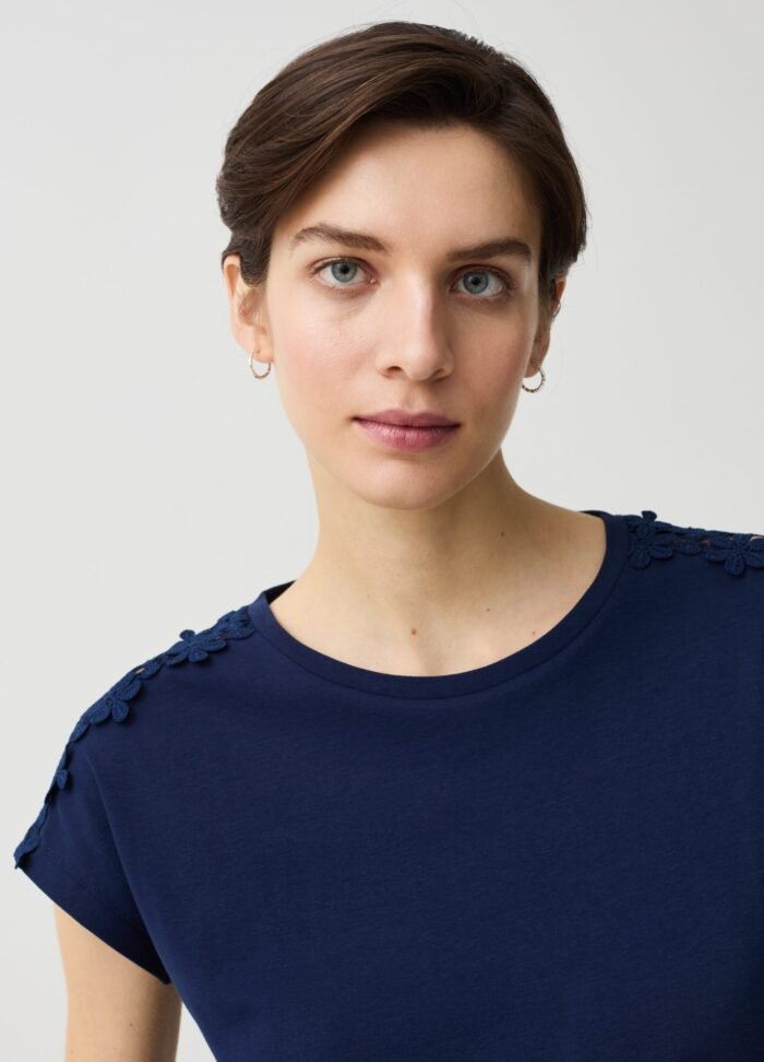 ⁦Women's Kimono-Sleeve T-Shirt – Navy⁩ - الصورة ⁦2⁩