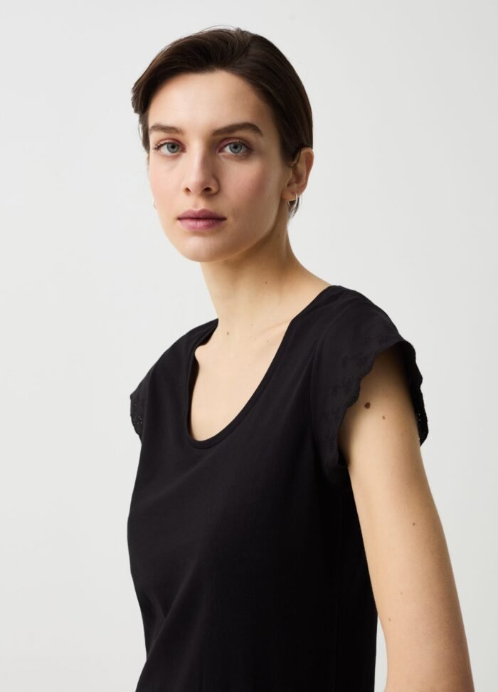 ⁦Women's Pyjama Top – Black & White⁩ - الصورة ⁦2⁩