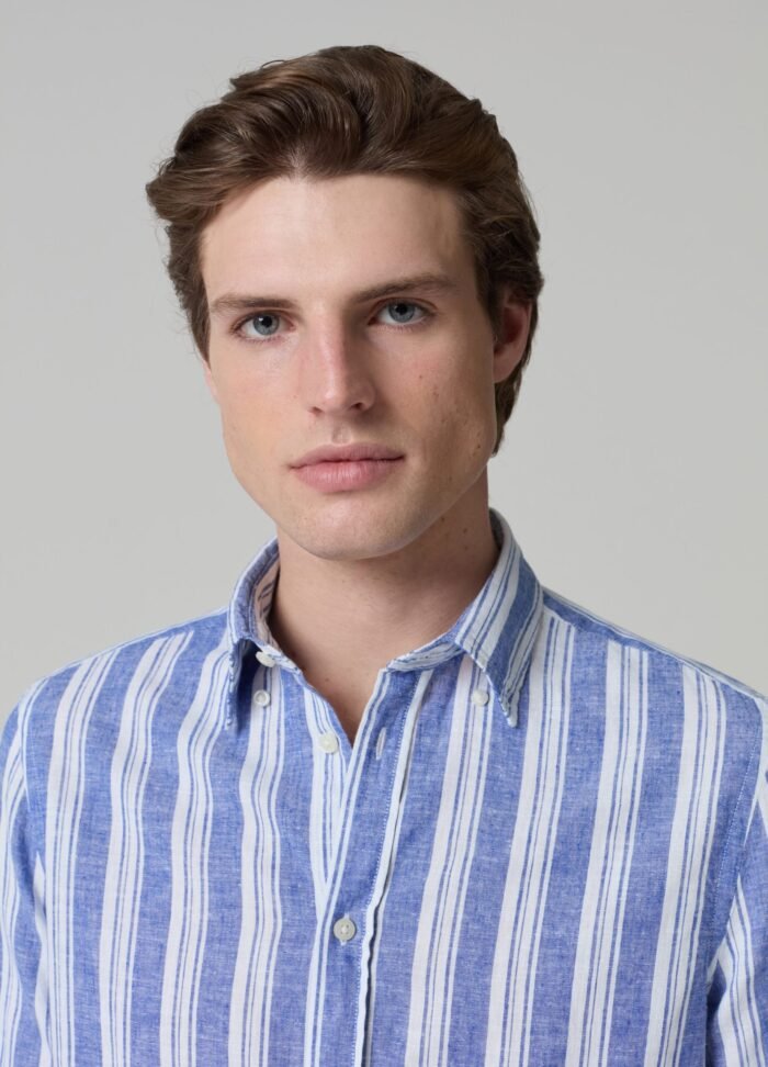 ⁦Men's Linen Shirt – Blue & White⁩ - الصورة ⁦2⁩