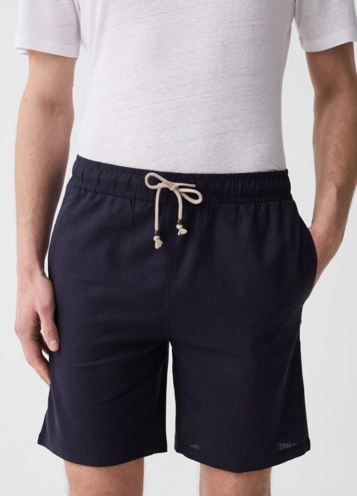 ⁦Men's Linen Shorts – Navy⁩ - الصورة ⁦2⁩