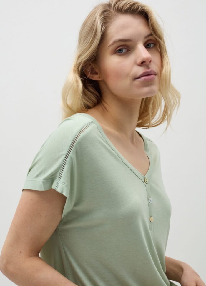 ⁦Women's Viscose Pyjama Top – Frosty Green⁩ - الصورة ⁦2⁩