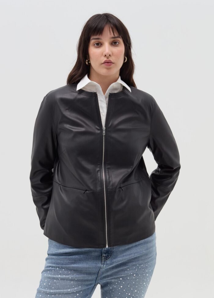 ⁦Women's Faux-Leather Jacket – Black⁩ - الصورة ⁦2⁩