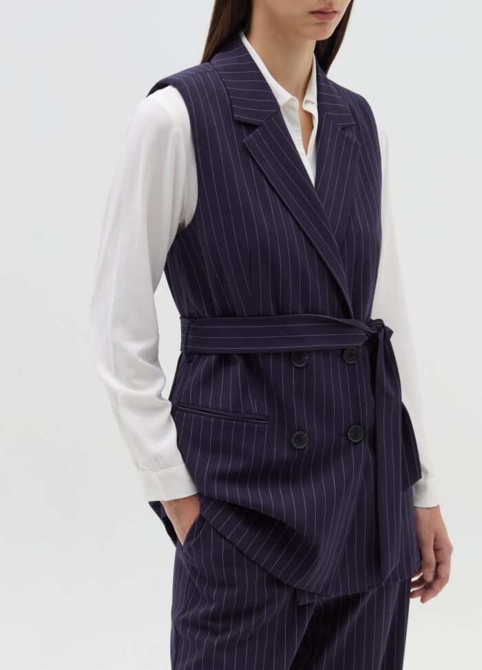 ⁦Women's Tailored Gilet – Blue & White⁩ - الصورة ⁦2⁩