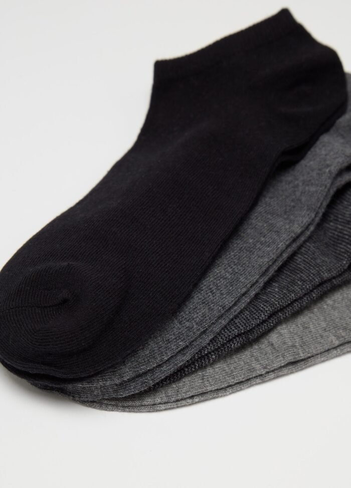 ⁦Men's 5-Pack Patterned Socks – Black⁩ - الصورة ⁦2⁩