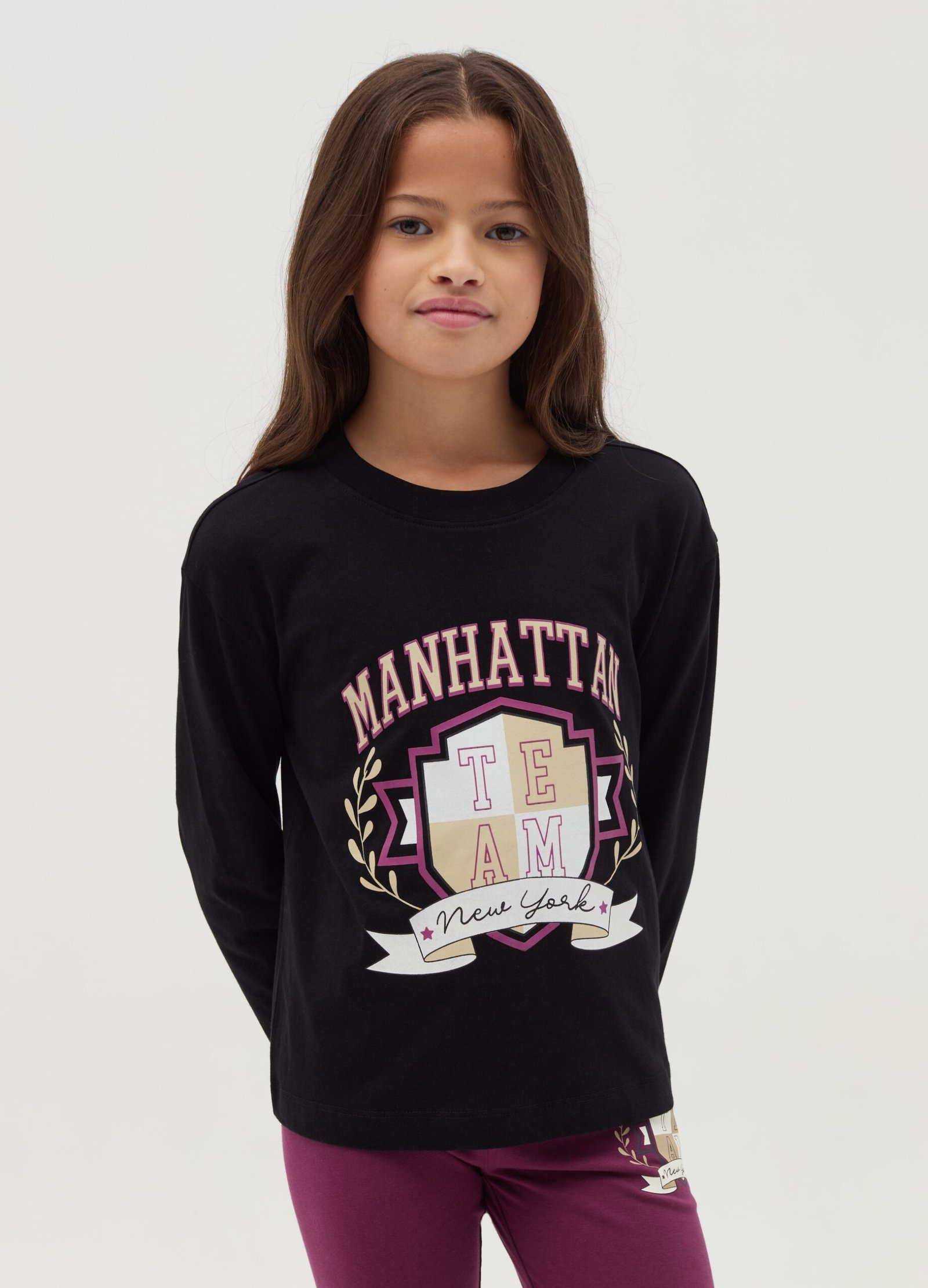 13302264.jpg Girls' Printed Long-Sleeve T-Shirt – Black - Image 1