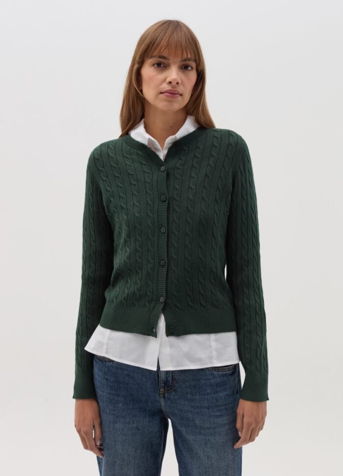 ⁦Women's Mini-Cable Cardigan – Pine Green⁩ - الصورة ⁦2⁩