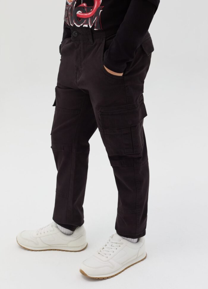 ⁦Boys' Twill Cargo Trousers – Black⁩ - الصورة ⁦2⁩