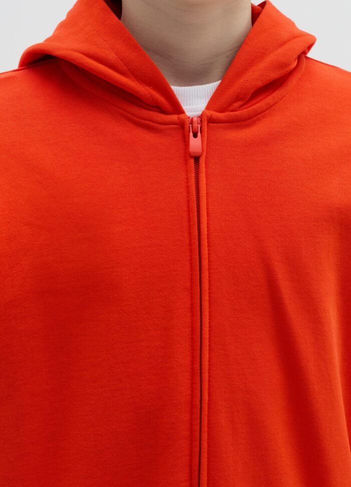 ⁦Boys' Zip-Up Sweatshirt – Orange⁩ - الصورة ⁦2⁩