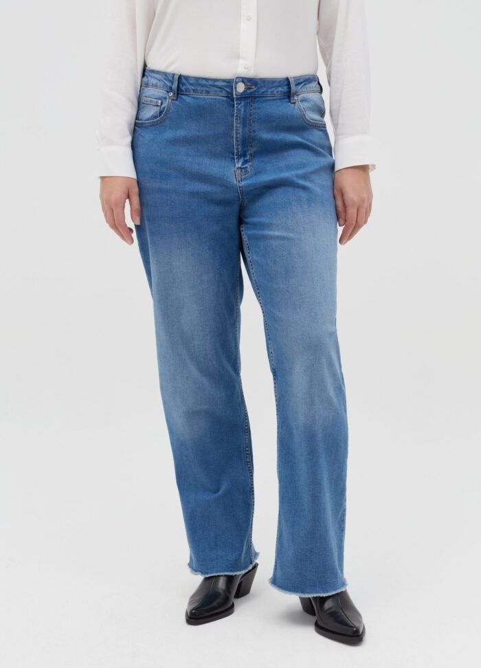 ⁦Women's 5-Pocket Trousers – Light Blue⁩ - الصورة ⁦2⁩