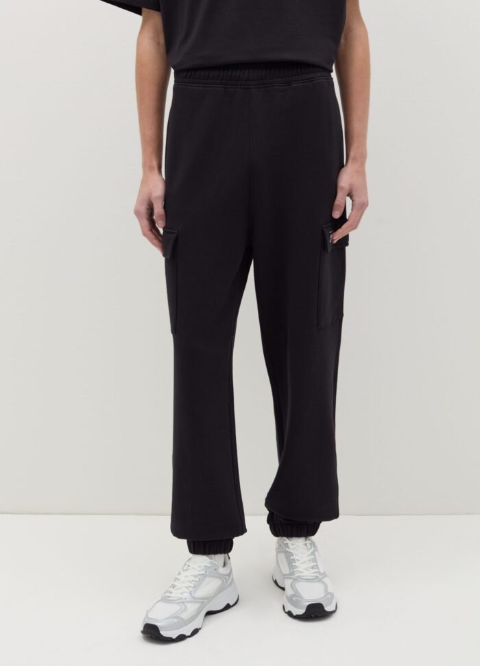 ⁦Men's Cargo Trousers – Black⁩ - الصورة ⁦2⁩