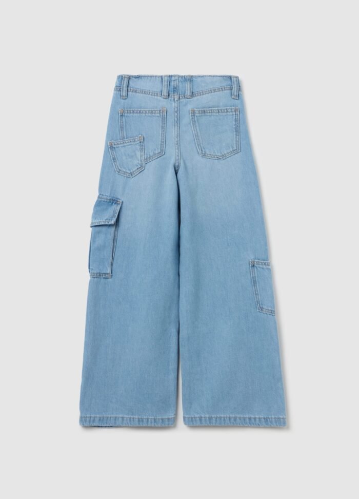 ⁦Girls' Denim Cargo Trousers – Light Blue⁩ - الصورة ⁦2⁩