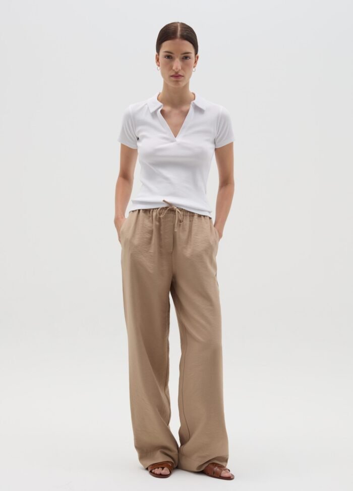 ⁦Women's Polo Shirt – Optical White⁩ - الصورة ⁦2⁩