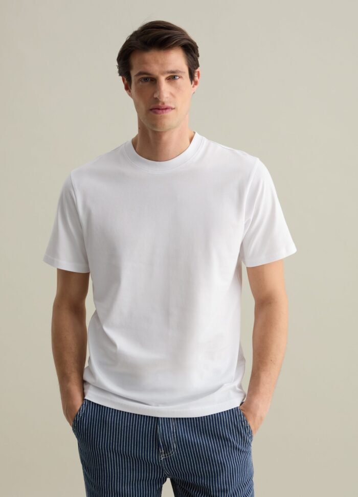 ⁦Men's Round-Neck T-Shirt – Bright White⁩ - الصورة ⁦2⁩