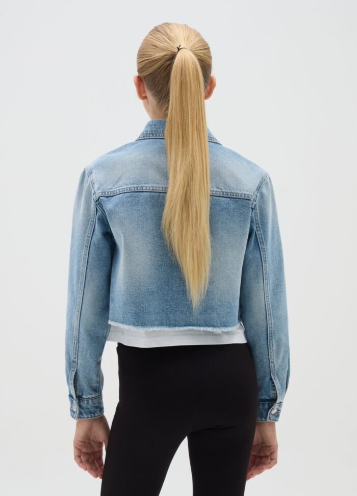 ⁦Girls' Denim Shirt – Light Blue⁩ - الصورة ⁦2⁩