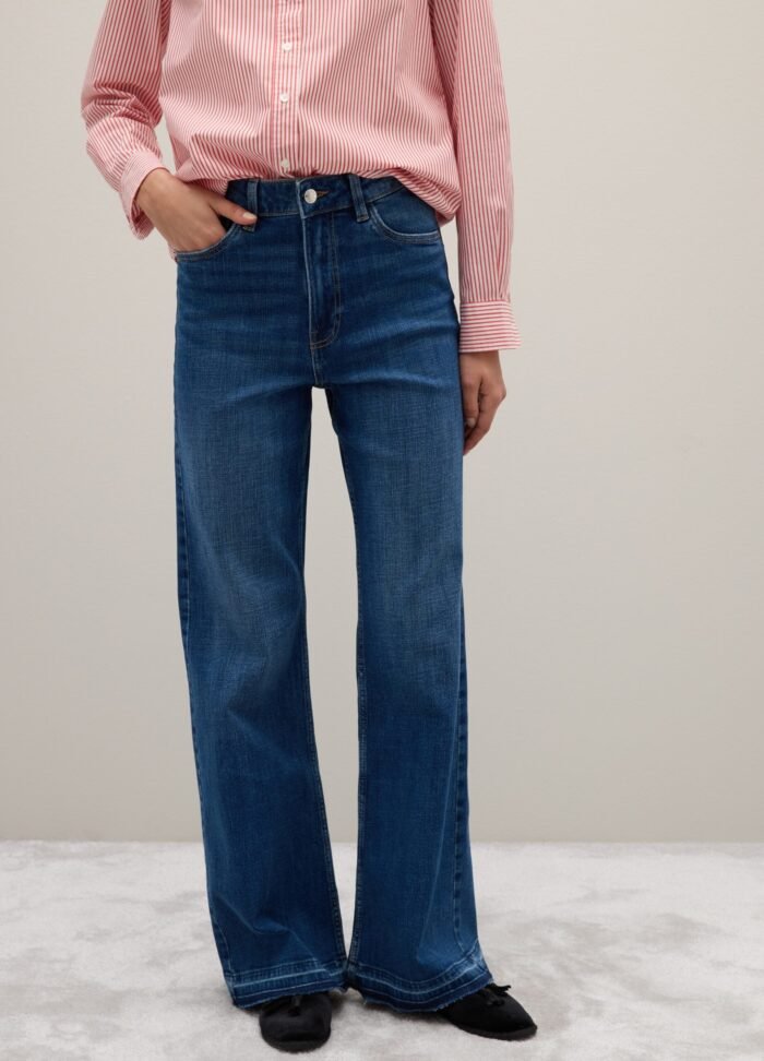 ⁦Women's Wide-Leg Jeans – Medium Blue⁩ - الصورة ⁦2⁩