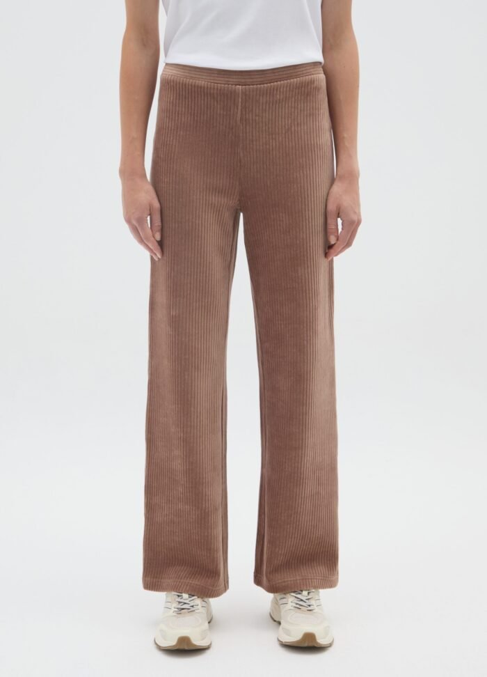 ⁦Women's Corduroy Trousers – Walnut⁩ - الصورة ⁦2⁩