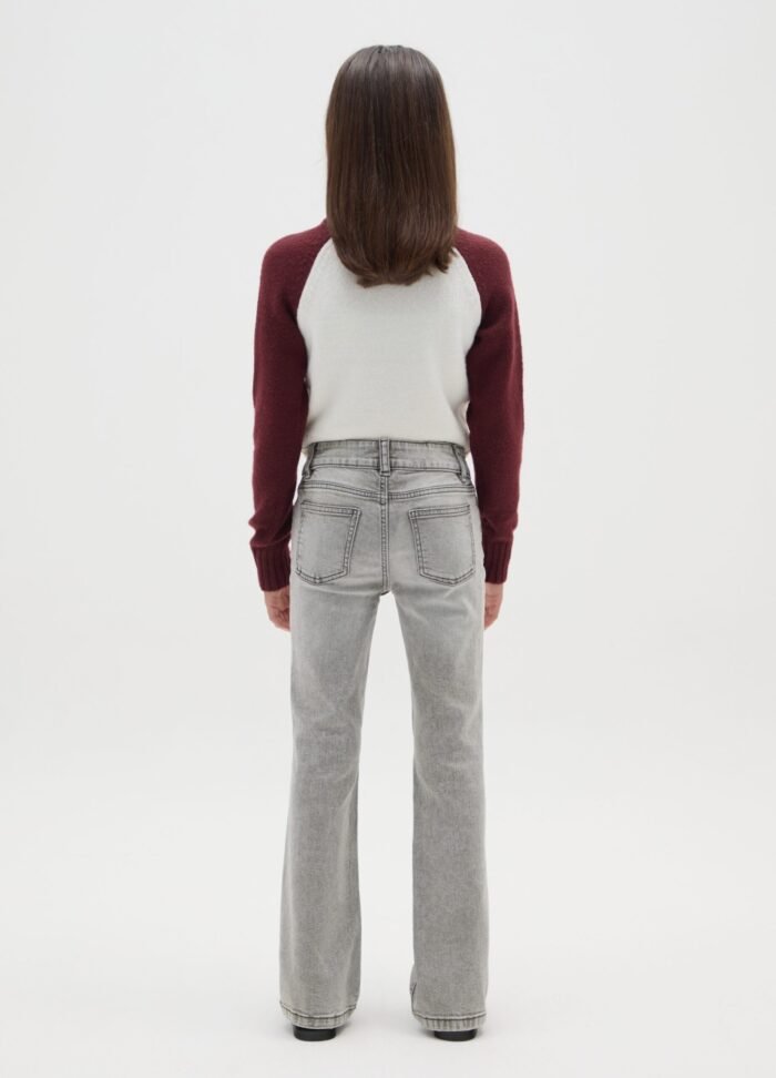 ⁦Girls' Flared Jeans – Light Grey⁩ - الصورة ⁦2⁩