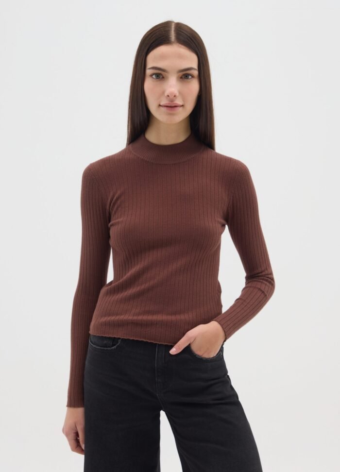 Women's light brown ribbed knit top – detail view | Halla Fashion