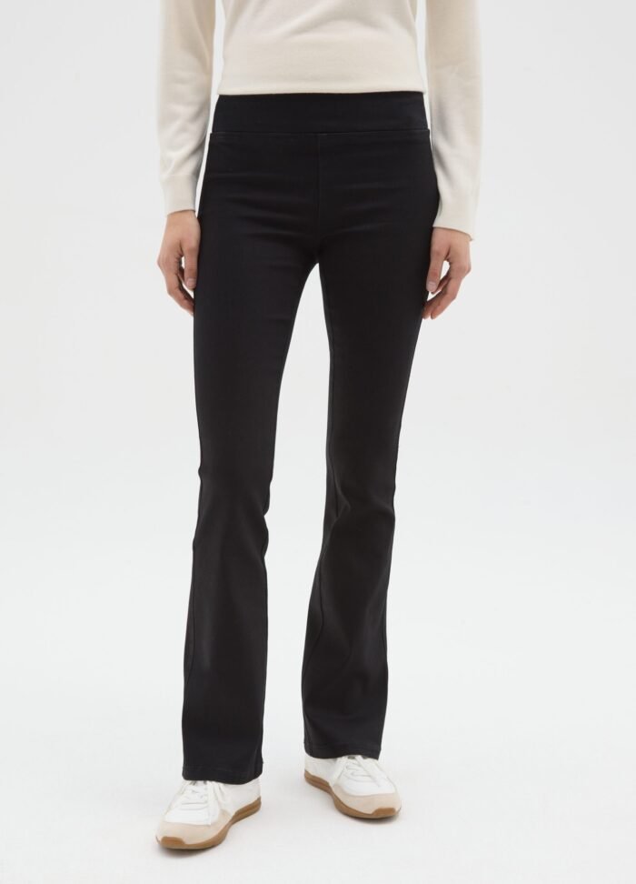 ⁦Women's Flare Jeggings – Black⁩ - الصورة ⁦2⁩